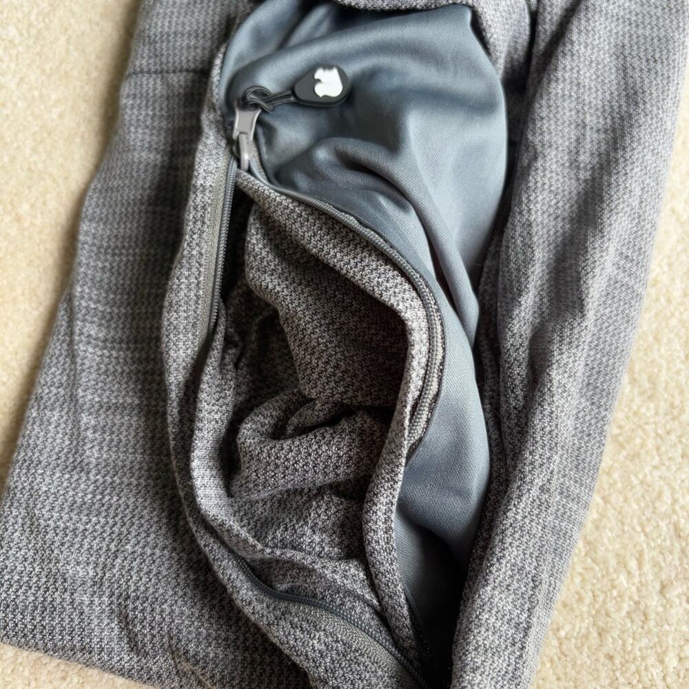 Elegant Gray Scarf